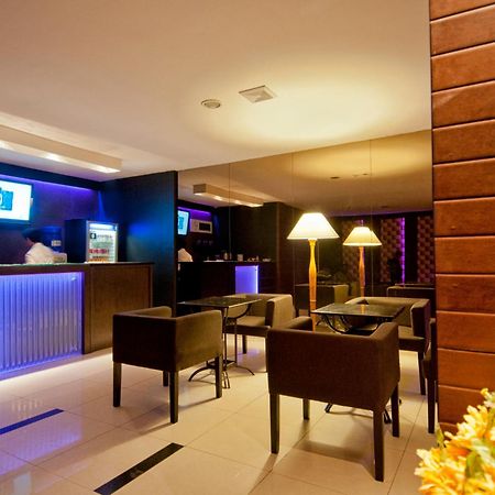 Grand Sakura Hotel Medan Exterior foto