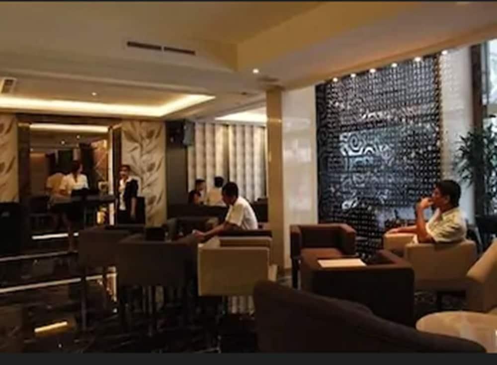 Grand Sakura Hotel Medan Exterior foto